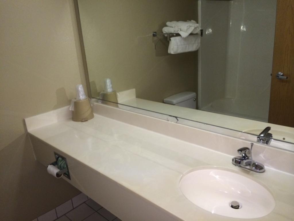 Super 8 By Wyndham Beresford Hotel Quarto foto